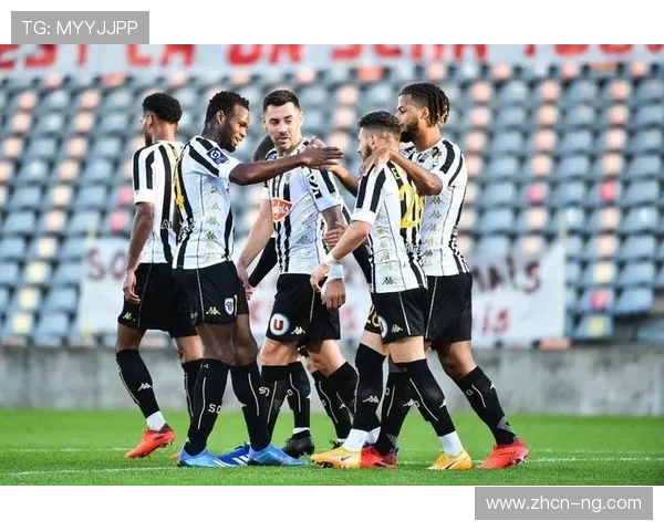 昂热2-2战平马赛，主队点球扳平比分