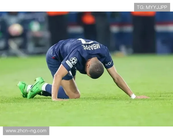 多特蒙德锁定未来:1200万欧元签下17岁克鲁塞罗左闸普拉特斯